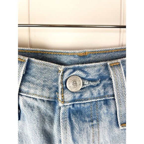 Levis 501® HIGH RISE WOMEN'S SHORTS Button Fly Ojai Frost - Light Wash 25 - Picture 5 of 16